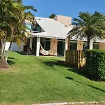 Casa em condomínio localizado a beira do Rio Vaza-Barris